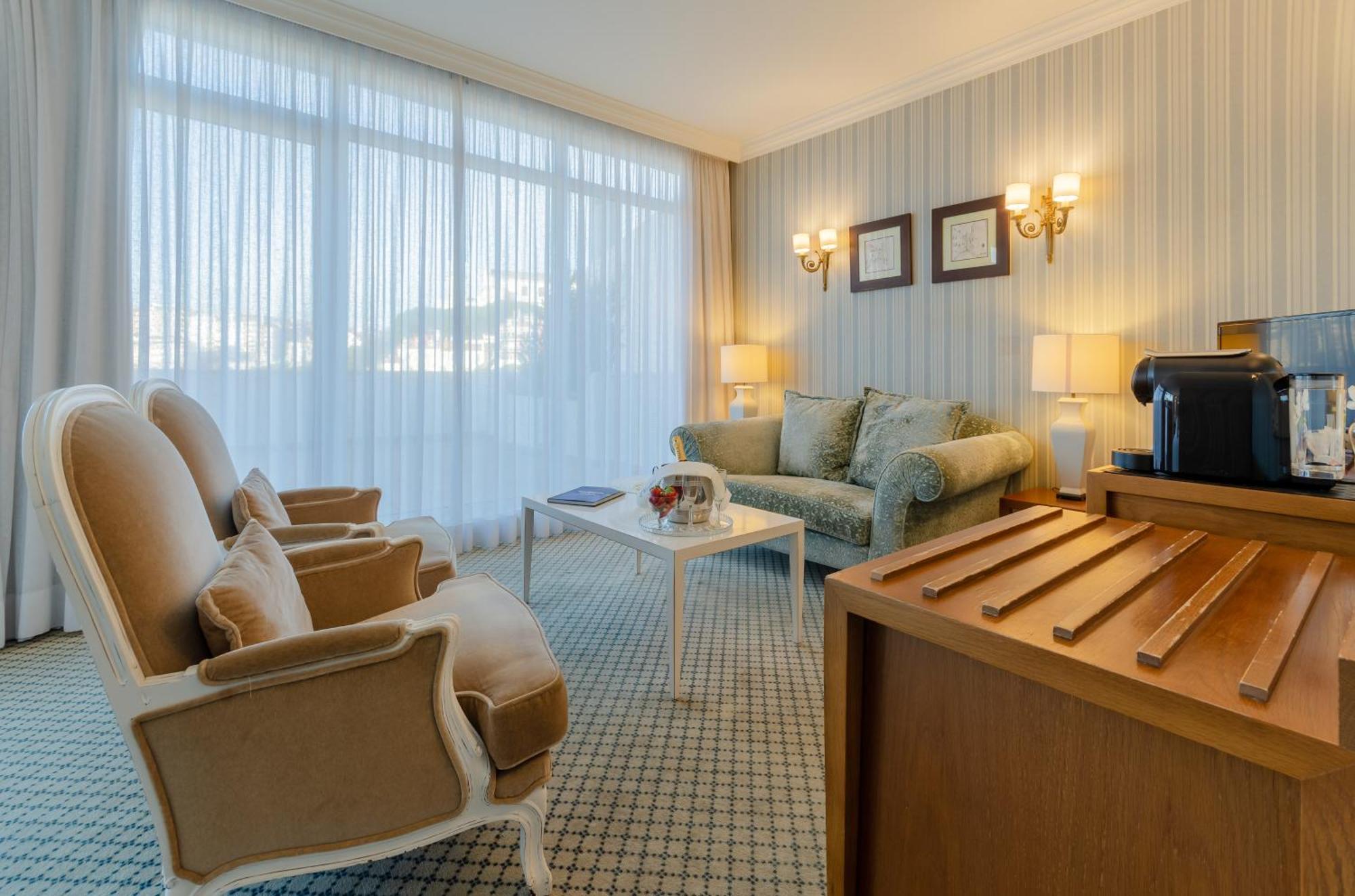 Olissippo Castelo Hotel Lisbon Exterior photo
